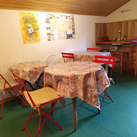 Appartement De 2 Chambres Avec Jardin Clos Et Wifi A Barcelonnette Apartment Barcelonnette